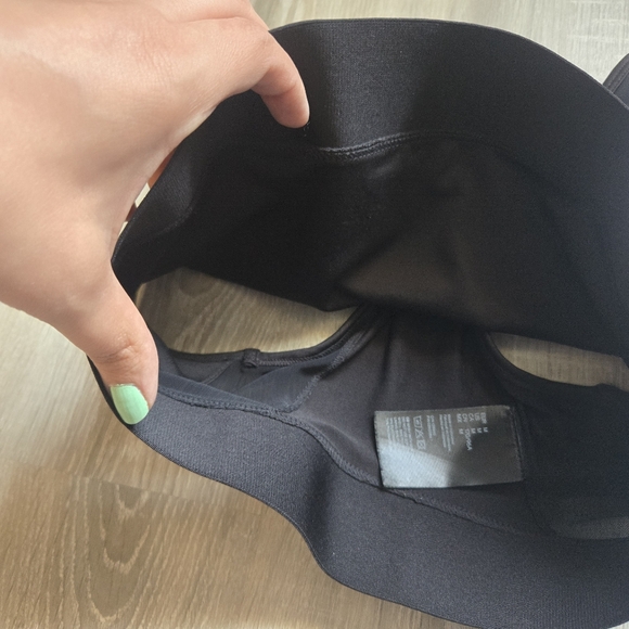 2pk H&M Sports Bras (Unpadded) - Picture 3 of 4